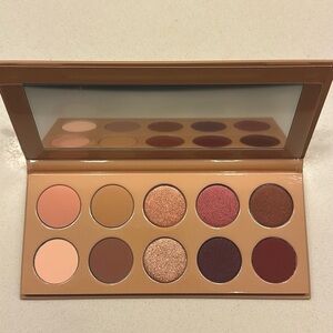 KKW Beauty Eyeshadow Palette- Classic Blossom